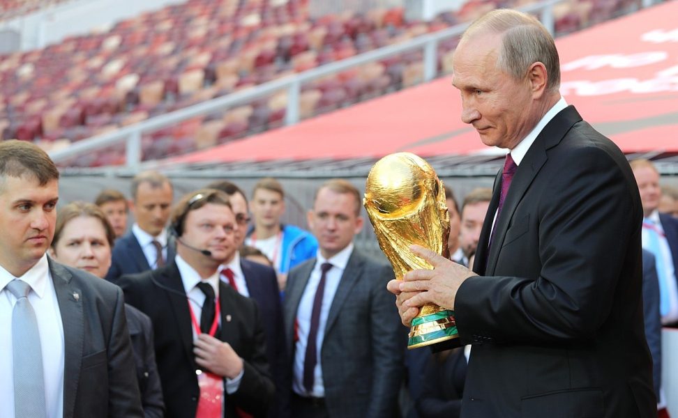 Statistiche e record del Mondiale 2018 Putin rappresenta la Russia, la nazione più a est in europa ad aver ospitato un Mondiale